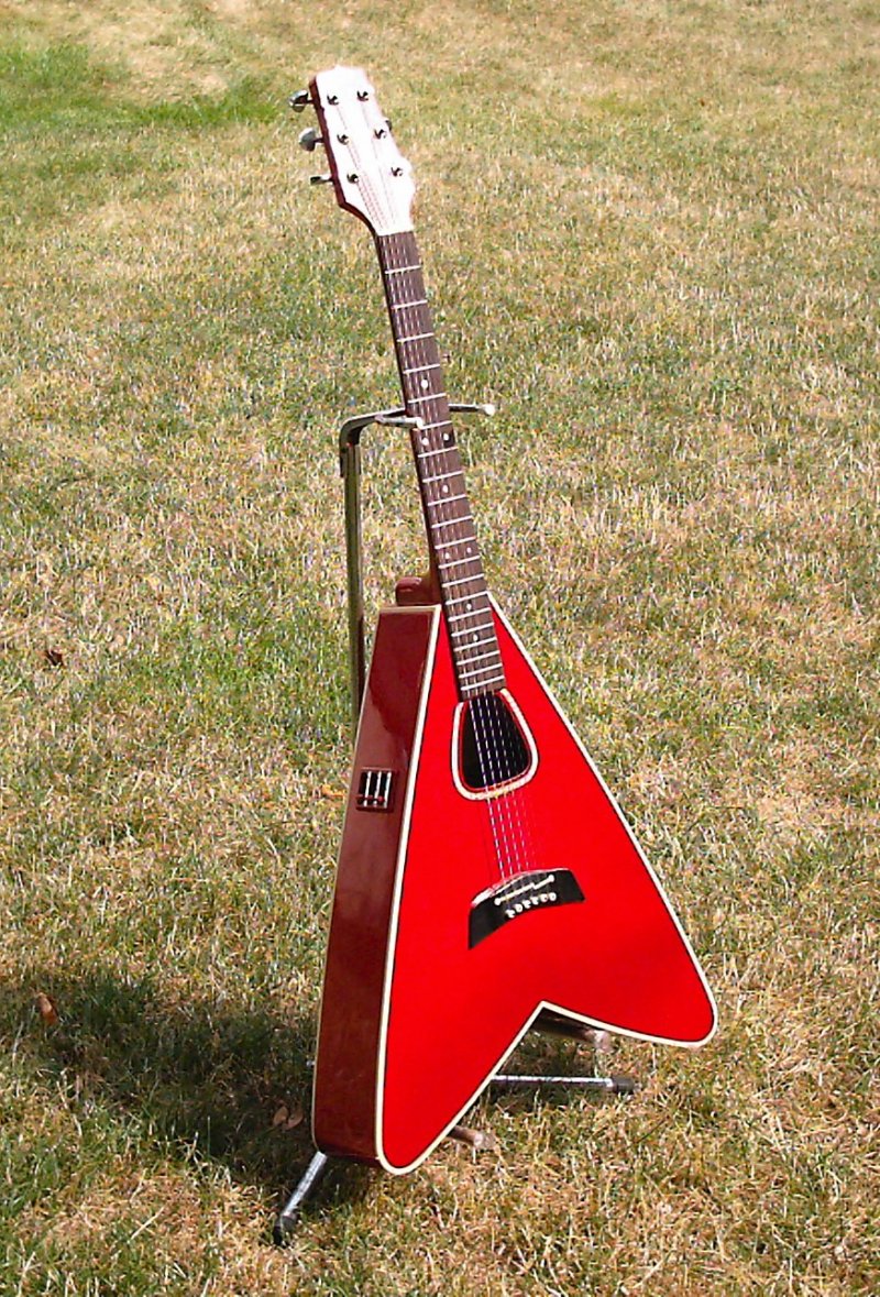 takamine flying v acoustic