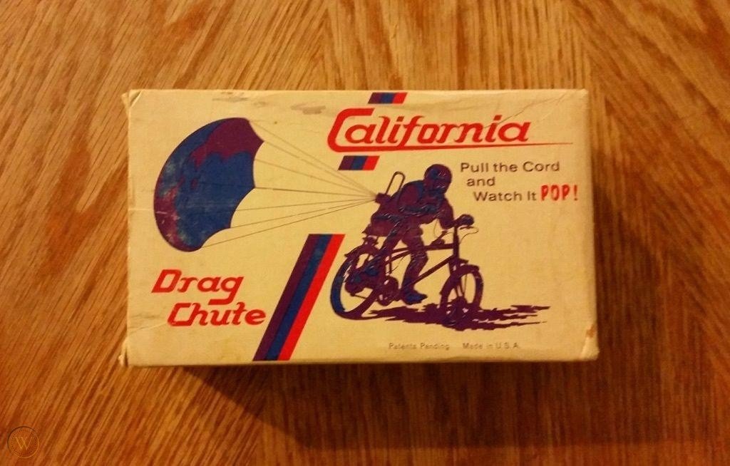 california-drag-chute-muscle-bike_1.jpg