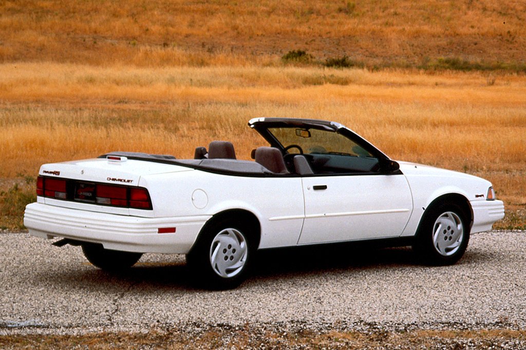 1994 Chevrolet Cavalier.jpg