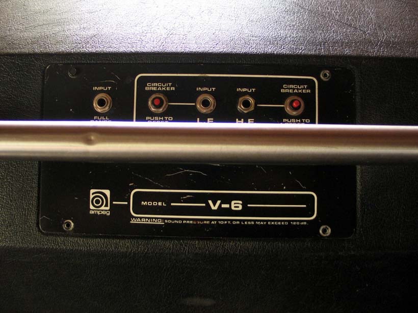 70's Ampeg V-6 3.jpg